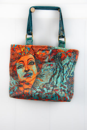 Small Velvet Shopper: Water Soul