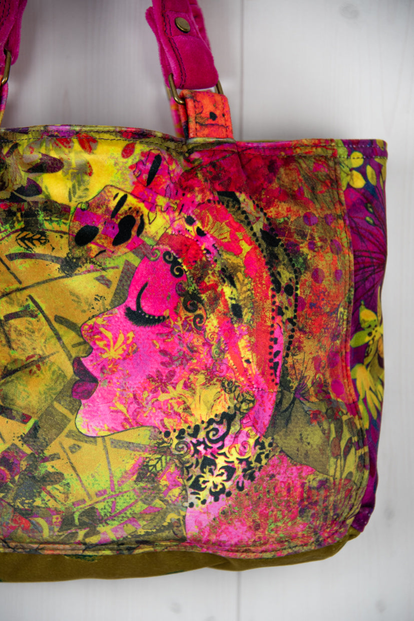 Mini Velvet Shopper: Dragonfly Woman