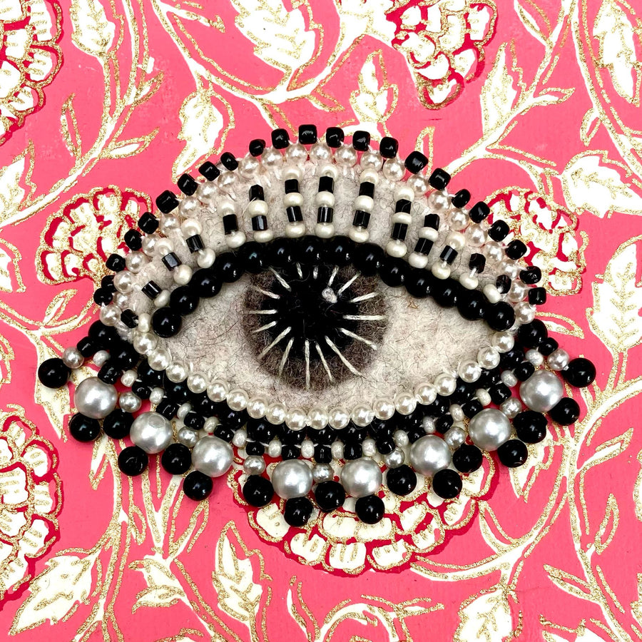 Beaded Brooch: Eye in Cream & Black