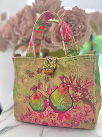 The Painted Pear